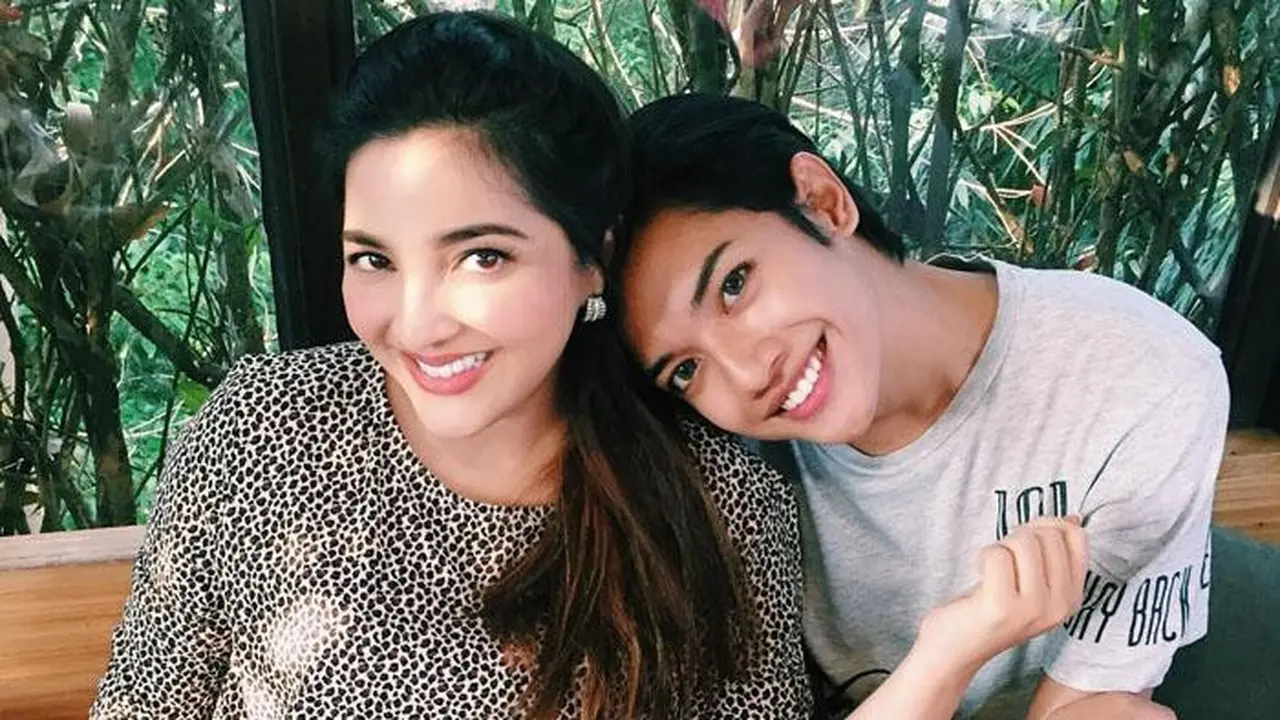 [Bintang] Ashanty dan Millen Cyrus