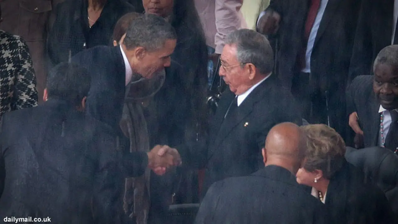 obama-salam-131210c.jpg