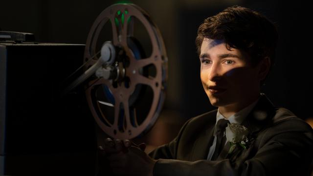 Gabriel LaBelle sebagai Samuel dalam The Fabelmans. (Foto: Dok. Amblin Entertainment/ Reliance Entertainment/ Universal Pictures)