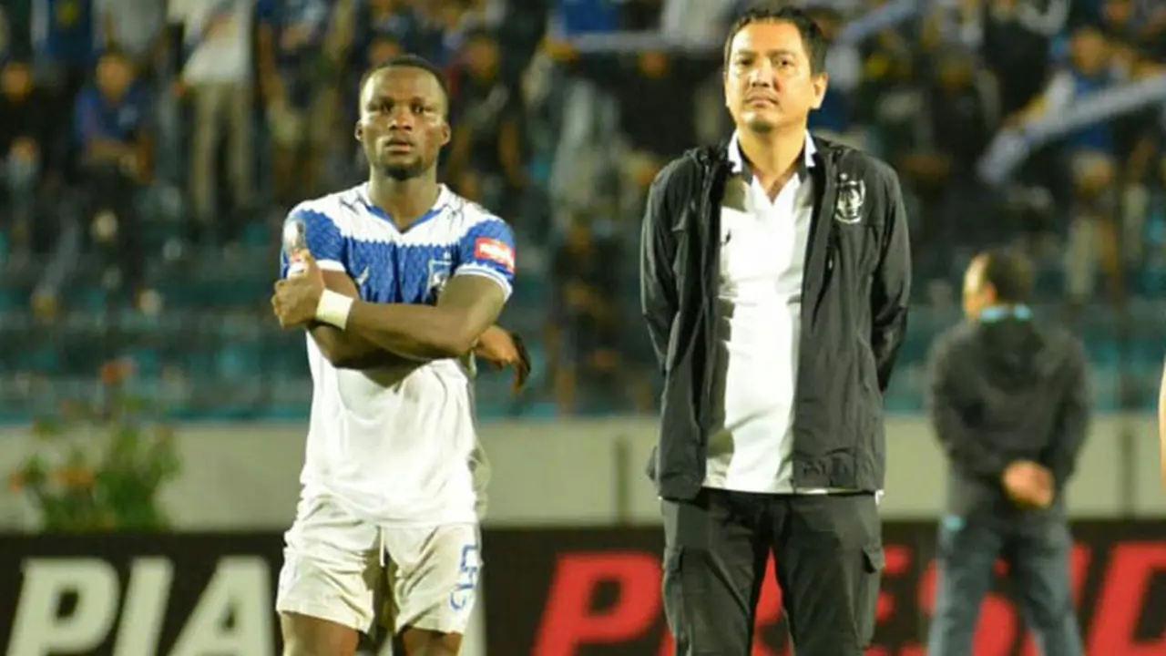 Ibrahim Conteh dan Yoyok Sukawi