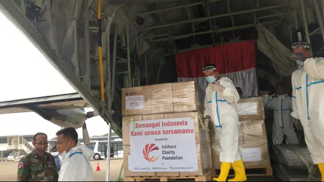 Bantuan dari Taiwan yang dijemput TNI AU di Phnom Penh, Kamboja.