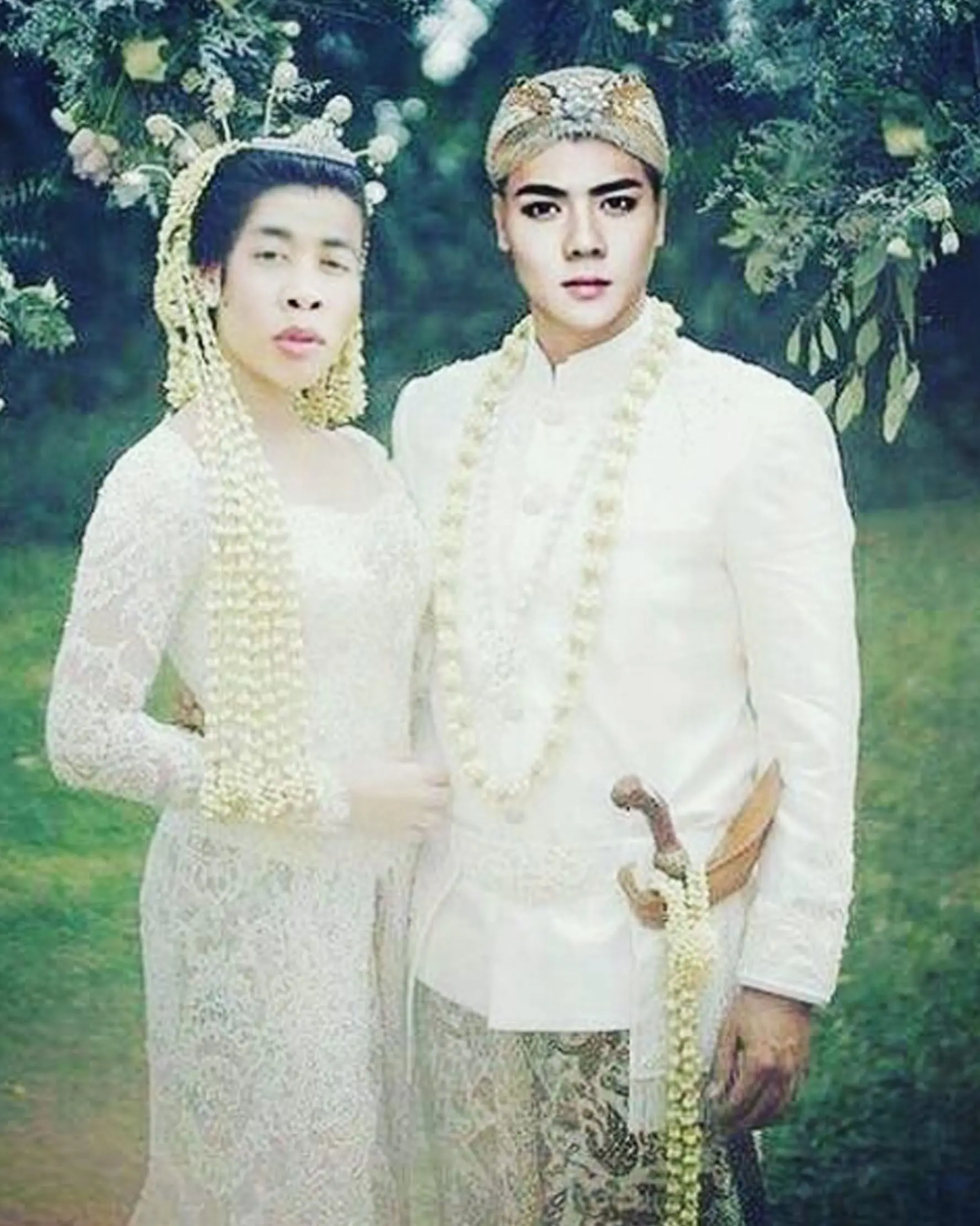 Salah satu ulah Mimi Peri, mengedit foto dirinya dengan bintang Korea Selatan, Oh Se-hun. (Instagram)