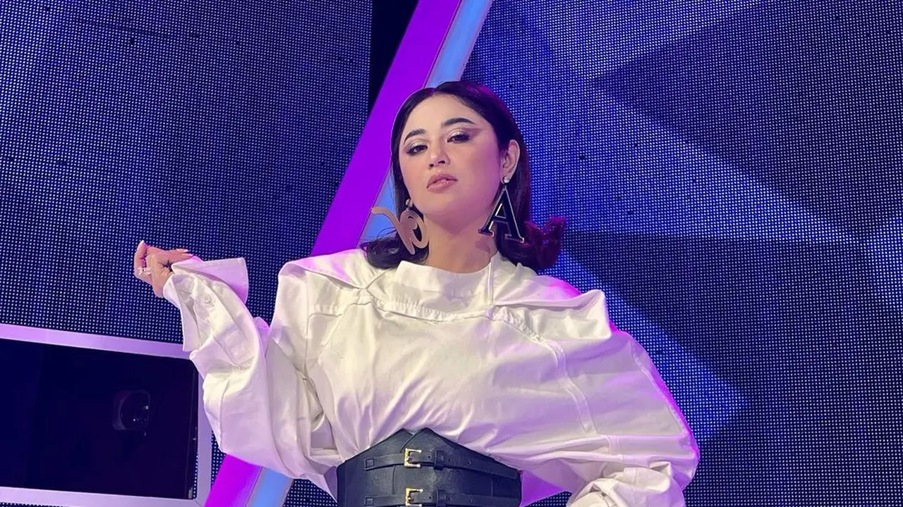 Dewi Perssik. (Foto: Dok. Instagram @dewiperssik9)