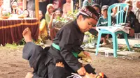 Seni Pencak Sumping khas Banyuwangi. Foto (Disbudpar Kabupaten Banyuwangi)