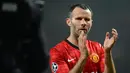 3. Ryan Giggs (Manchester United) - Giggs memulai karier sepak bolanya dari akademi Manchester United. Selama 29 tahun mengabdi, Gigs turut membawa Manchester United meraih 35 gelar juara, termasuk 13 trofi Premier League dan dua titel Liga Champions. (AFP/Andrew Yates)