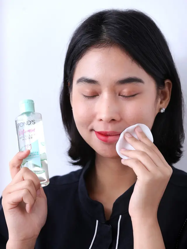 Beauty Review: POND’S Hadirkan Micellar Water Pertama dengan Kandungan Vitamin