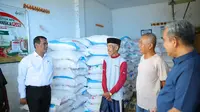 Dapat Bisikan Orang Ini, Mentan Langsung Cabut Izin Distributor Pupuk Subsidi