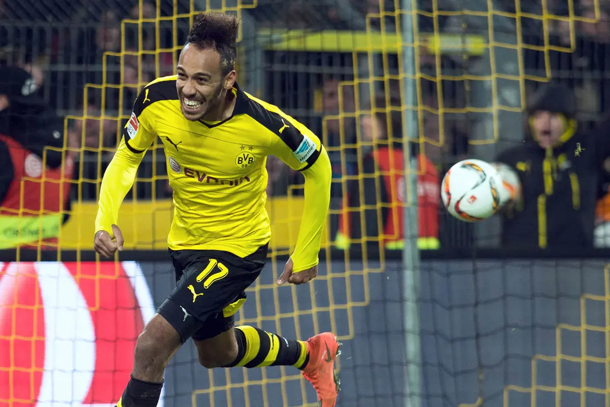 Kabar Transfer: Chelsea Buru Aubameyang, Martial Menuju Roma
