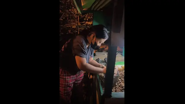 Selebgram Bantu Promosi Dagangan PKL yang Sepi Pembeli akibat PPKM