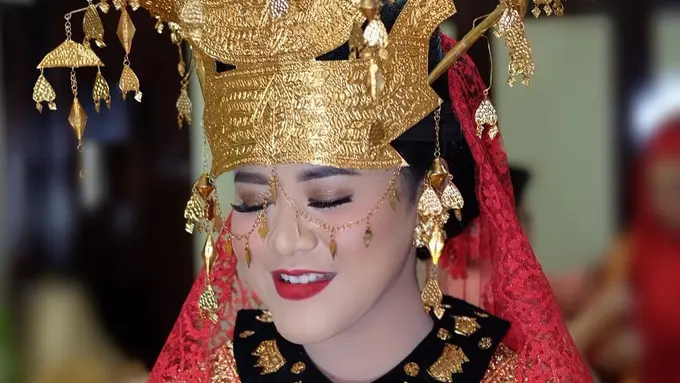 [Bintang] Kahiyang Ayu