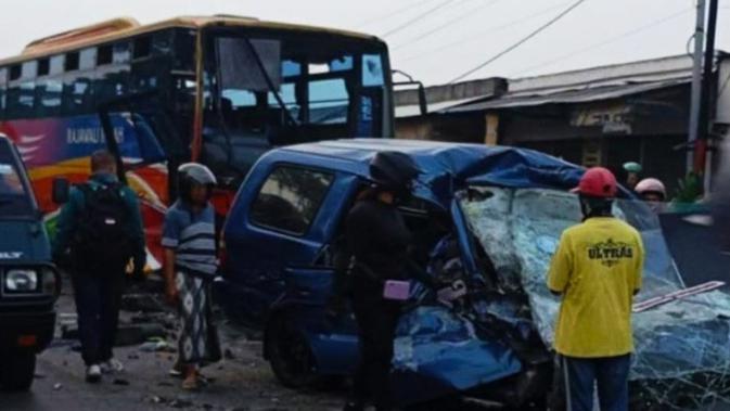 5 Orang Tewas dan Puluhan Luka Akibat Kecelakaan Beruntun di Tol Cipali
