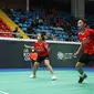 Ganda campuran Indonesia Rinov Rivaldy/Pitha Haningtyas Mentari mengalahkan wakil Jepang Hiroki Midorikawa/Natsu Saito pada perempat final Korea Open 2022 di Palma Indoor Stadium, Suncheon, Jumat (8/4). (foto: PP PBSI)