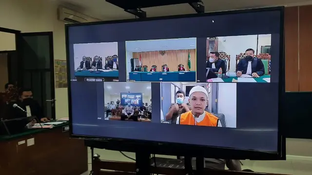 Tubagus Muhammad Joddy mengaku kalau dirinya tidak sempat menginjak rem pada saat kecelakaan maut yang merenggut nyawa artis Vanessa Angel bersama suaminya.
