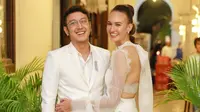 Resepsi pernikahan Nadine Chandrawinata dan Dimas Anggara (Adrian Putra/bintang.com)