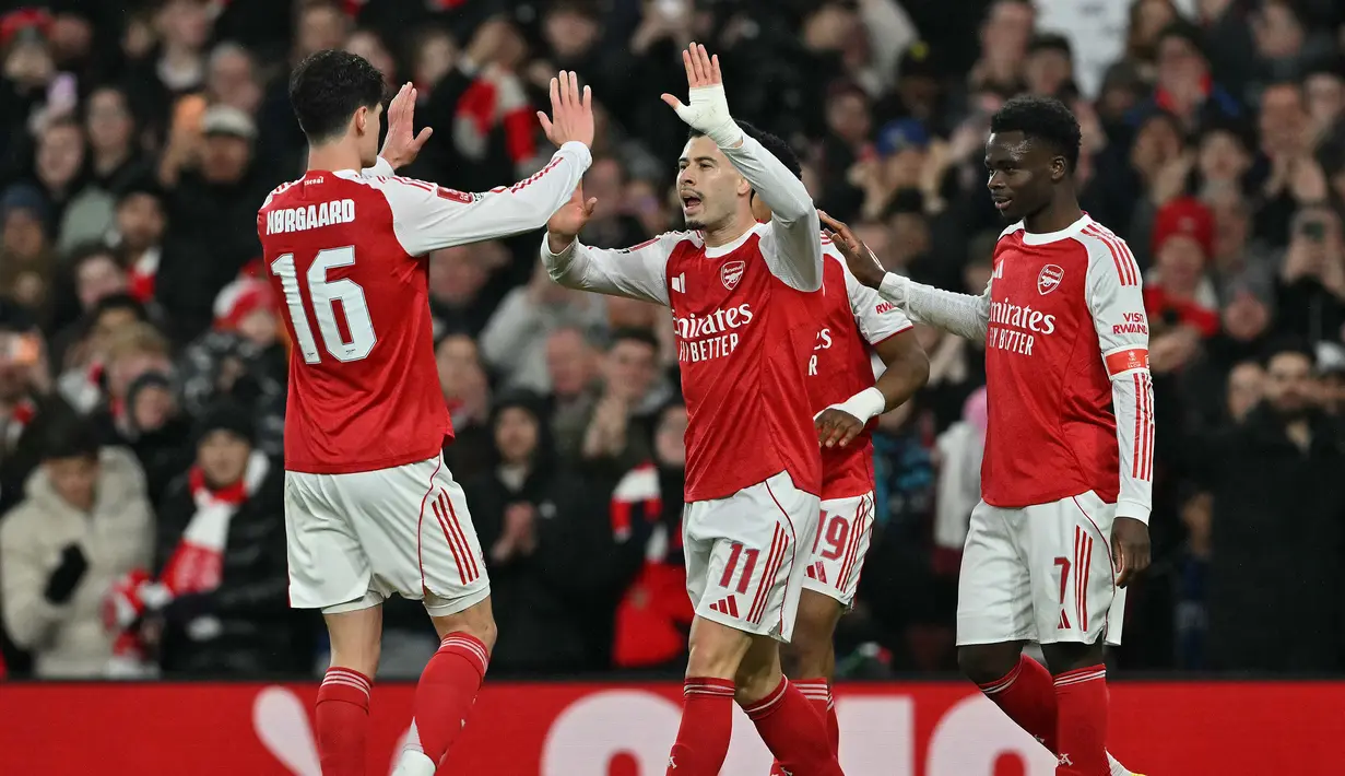 Hasil ini membuat Arsenal melaju ke babak 16 besar atau putaran kelima Piala FA 2025/2026. (AFP/Glyn Kirk)