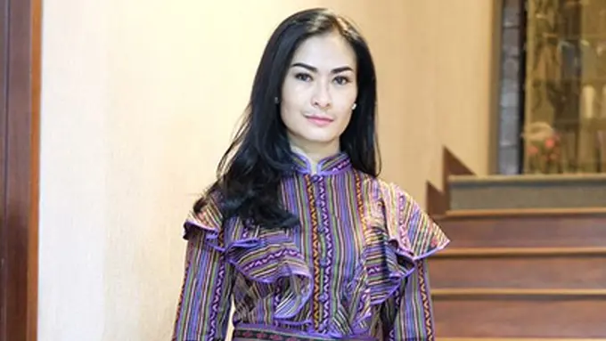 [Bintang] Iis Dahlia