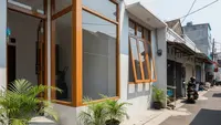 Warna Cat Kusen yang Cocok untuk Rumah Minimalis agar Tampilan Lebih Estetik