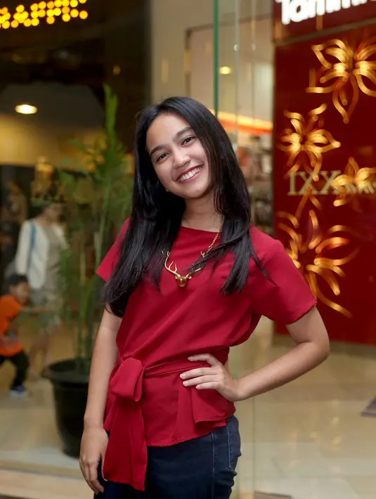 Amanda tidak sungkan untuk menunjukkan keromantisan sebagai seorang wanita dalam tulisannya tersebut. (Andy Masela/Bintang.com)