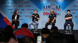 COO Vidio, Hermawan Sutanto (kiri kedua) memberikan keterangan saat konferensi pers Livoli 2022 yang berlangsung di Hall Senayan City, Jakarta, Rabu (21/09/2022) sore WIB. (Bola.com/Bagaskara Lazuardi)