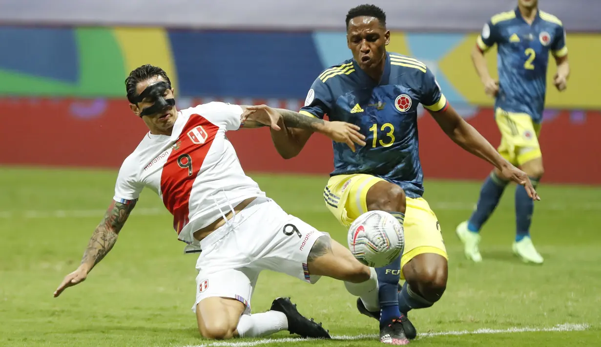 Gianluca Lapadula - Penyerang Peru ini mampu tampil apik dan juga subur di Copa America 2021. (Foto: AP/Andre Penner)