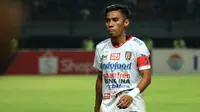 Fadil Sausu saat laga Persebaya Surabaya versus Bali United di Stadion Gelora Bung Tomo, Surabaya, Selasa (24/9/2019) malam. (Bola.com/Aditya Wany)