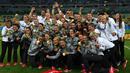 Bagi timnas sepak bola putri Jerman, ini adalah medali emas perdana di Olimpiade. Sebelumnya mereka hanya meraih medali perunggu pada Olimpiade 2000, 2004, dan 2008. (AFP/Vanderlei Almeida) 