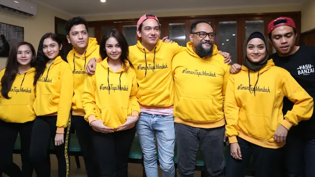 [Bintang] Vanesha Presscilla dan Adipati Dolken