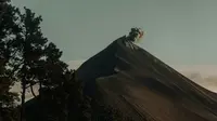 Abu Vulkanik Anak Krakatau Sampai Jakarta, Ini Tips Aman Beraktivitas