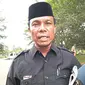 Mantan Ketua DPRK Nagan Raya, Provinsi Aceh, Syamsuardi yang berstatus sebagai tahanan Lapas Kelas III Calang, Kabupaten Aceh Jaya, kedapatan pelesiran keluar lapas. (Liputan6.com/ Rino Abonita)