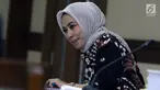 Terdakwa suap mantan anggota DPR Bowo Sidik Pangarso, Asty Winasti saat sidang lanjutan di Pengadilan Tipikor Jakarta, Rabu (26/6/2019). Sebelumnya, Asty didakwa melakukan suap 153.783 dolar AS dan Rp311,022 juta terkait kerja sama pengangkutan pupuk dengan PT HTK. (Liputan6.com/Helmi Fithriansyah)