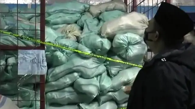 Diduga Pakai Pengawet Mayat, Gudang Ikan Giling di Palembang Disegel