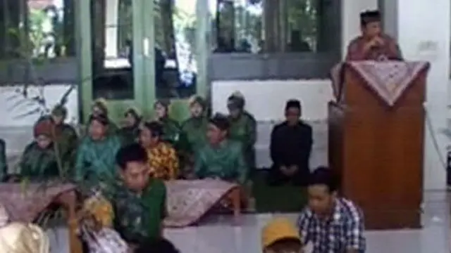 [VIDEO] Nikah Massal Unik di Sleman Tutup Tahun 2013