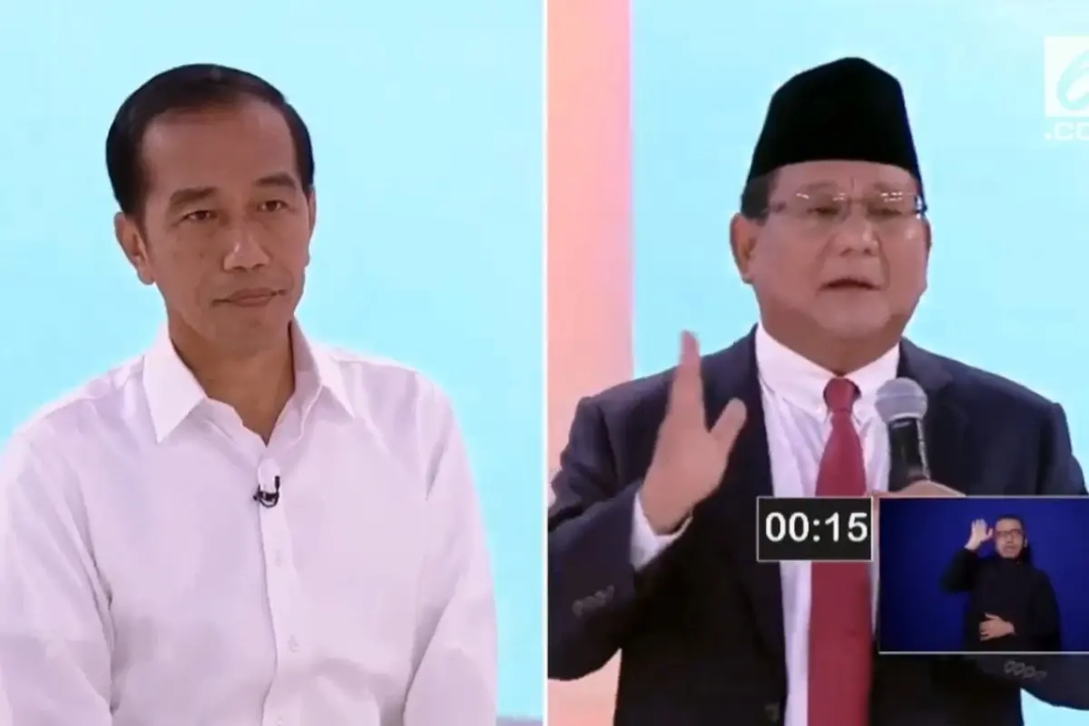 Jokowi dan Prabowo Subianto dalam debat kedua capres 2019.