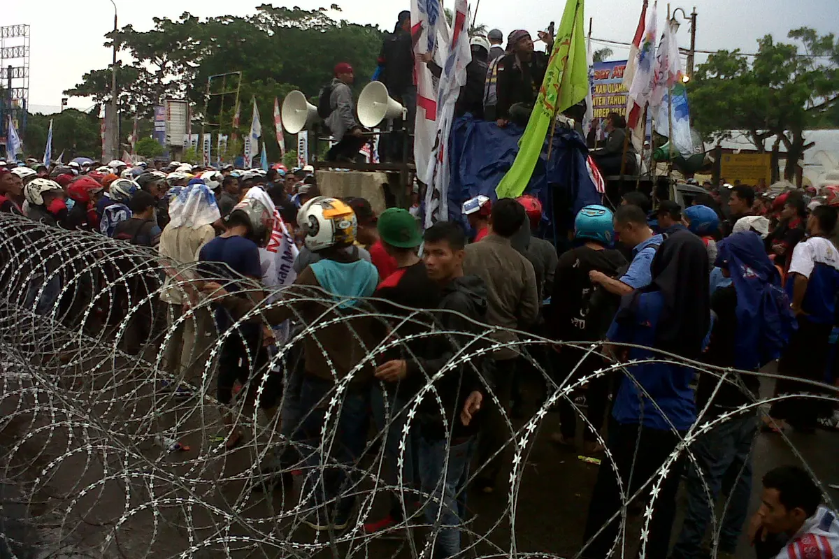 Demo kenaikan UMK