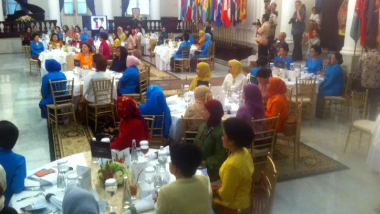 Istri Menteri Kabinet Kerja Kumpul di Kemlu, Ada Apa?
