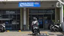 Perlu ada solusi dari pihak terkait untuk menghindari dampak sosial dan ekonomi akibat maraknya juru parkir liar yang beroperasi di hampir semua minimarket yang ada di Jakarta. (Liputan6.com/Angga Yuniar)