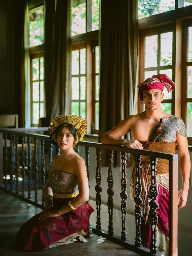 8 Potret Prewedding Jessica Iskandar dan Vincent Verhaag, Pakai Adat Bali