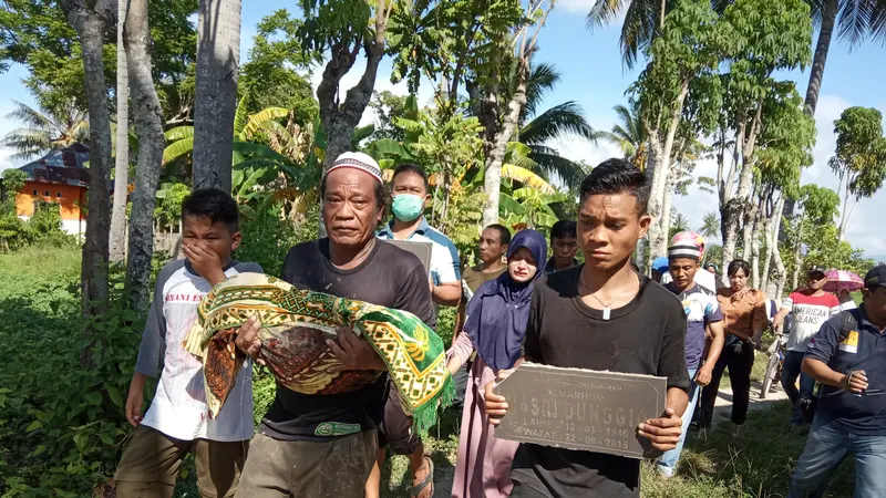 Beda pilihan, kuburan dibongkar