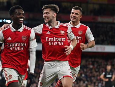 Persaingan Liga Inggris musim 2022/2023 semakin seru. Arsenal menjadi kandidat kuat untuk keluar sebagai juara. Capaian tersebut tak lepas dari penampilan Arsenal yang cukup konsisten, termasuk di kandang. Berikut ini 5 klub berlabel jago kandang di Liga Inggris musim ini. (AFP/Glyn Kirk)