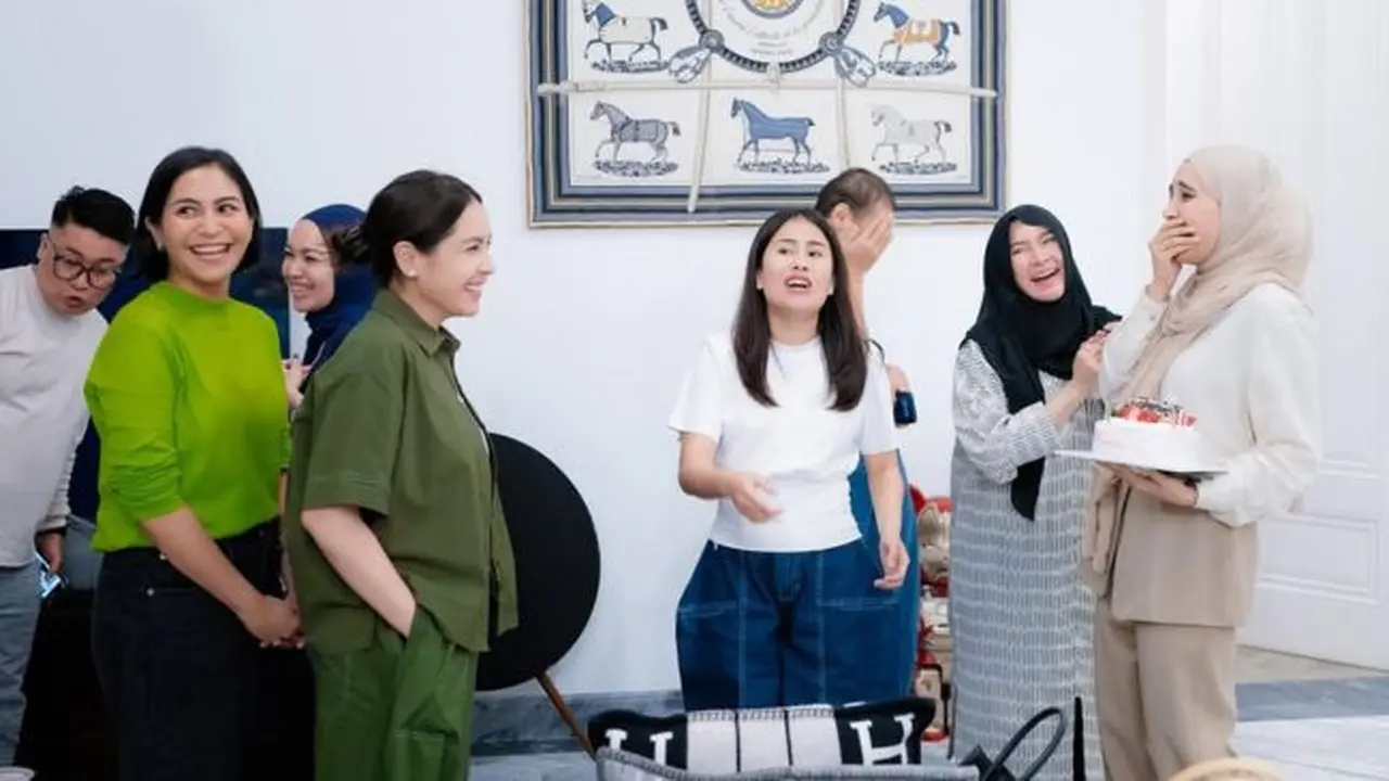 Potret Kejutan Spesial Ulang Tahun Zaskia Sungkar, Suprise Bertubi-Tubi Usai Edisi Bali (credit: instagram/zaskiasungkar15)