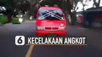 Aksi nekat dilakukan oleh seorang sopir angkot saat melakukan atraksi keluar dari kemudinya. Akhirnnya terjadi kecelakaan.
