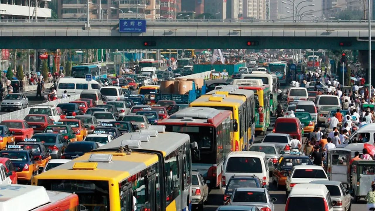 Kemacetan di China Buat Orang Habiskan Waktu 9 hari Dalam Setahun