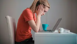OCD: Pikiran Begitu Mengancam, Kenali Gejala dan Cara Menanganinya