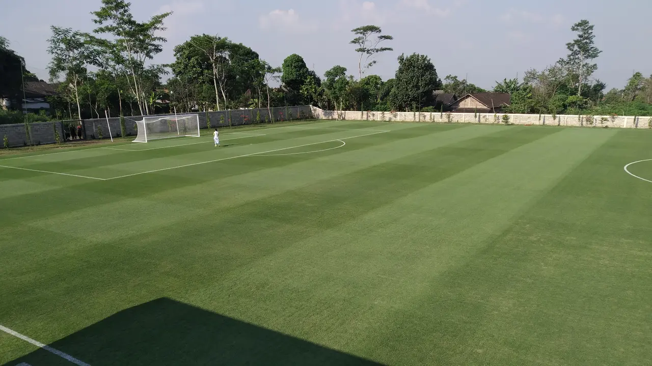 Lapangan desa Pusporenggo
