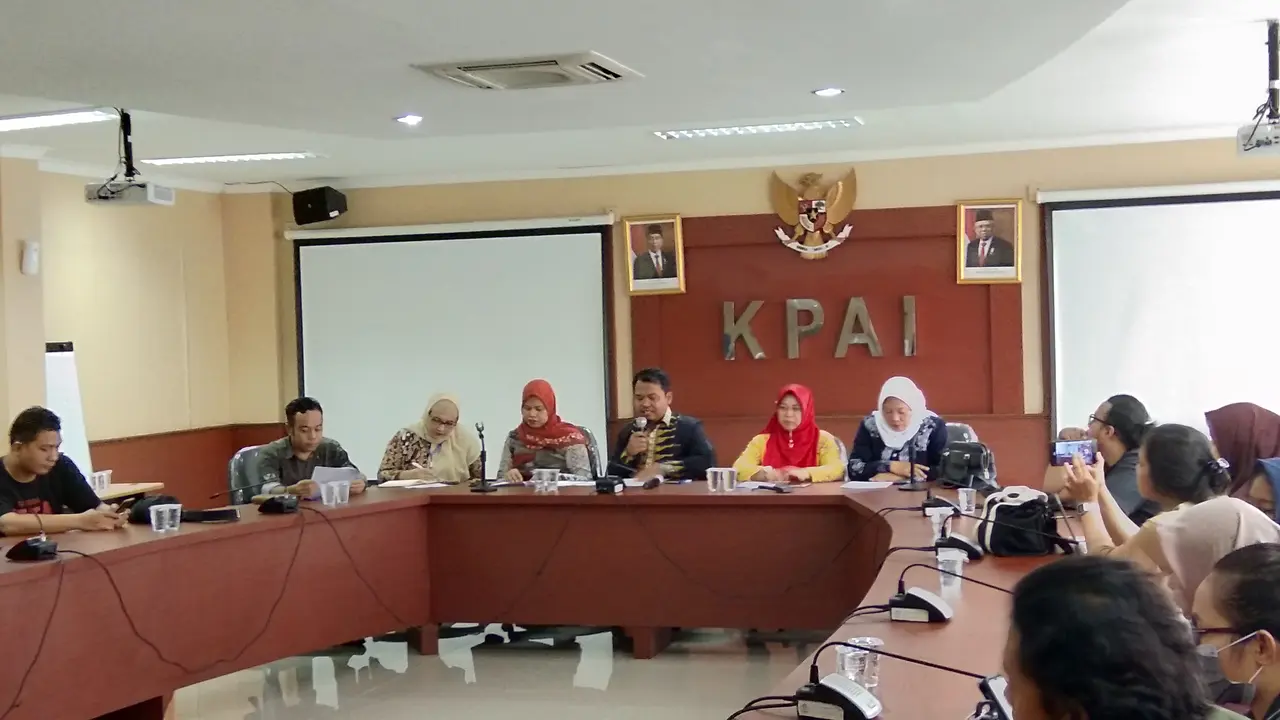 KPAI melakukan konferensi pers terkait remaja NF (15) yang membunuh seorang anak di Sawah Besar, Jakarta, pada Senin (9/3/2020) (Liputan6.com/Giovani Dio Prasasti)