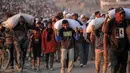 Sebelumnya, pada Minggu 15 Juni 2025, menurut sejumlah laporan media lokal, sebanyak 13 warga Palestina, termasuk orang-orang yang menunggu bantuan kemanusiaan, tewas dan sejumlah lainnya terluka akibat tembakan tentara Israel di Jalur Gaza. (BASHAR TALEB/AFP)