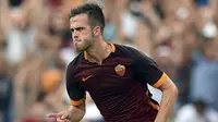 AS Roma Dipastikan Tanpa Pjanic Lawan Barcelona 
