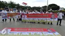 Puluhan Masyarakat mendeklarasikan kegiatan "Relawan Cinta Ahok" di Taman Pandang, Jakarta (17/9). Dalam kegiatan tersebut mereka mendukung dan berharap Gubernur Basuki T Purnama kembali mencalonkan diri pada Pilkada 2017-2022. (Liputan6.com/Johan Tallo)