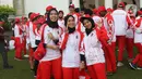 Sejumlah atlet perempuan berpose saat pelepasan Kontingen Indonesia untuk SEA Games 2019 Filipina di Istana Bogor, Jawa Barat, Rabu (27/11/2019). Sebanyak 841 atlet Indonesia akan berlaga di 52 cabang olahraga pada ajang multievent olahraga terbesar se-Asia Tenggara. (Liputan6.com/Angga Yuniar)
