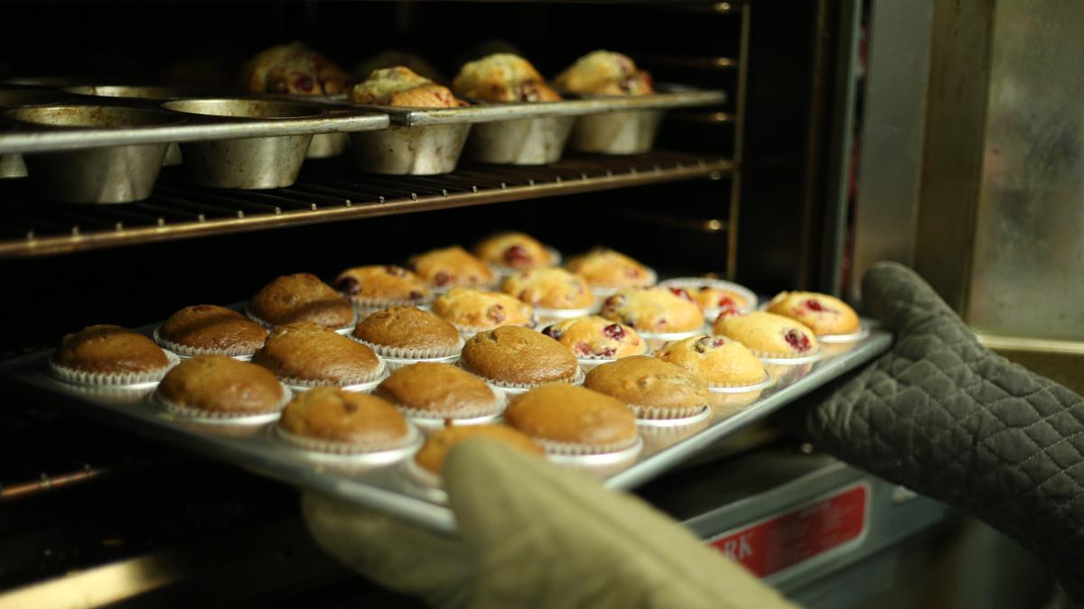 7 Beda Microwave dan Oven Listrik, Jangan Sampai Tertukar Hot